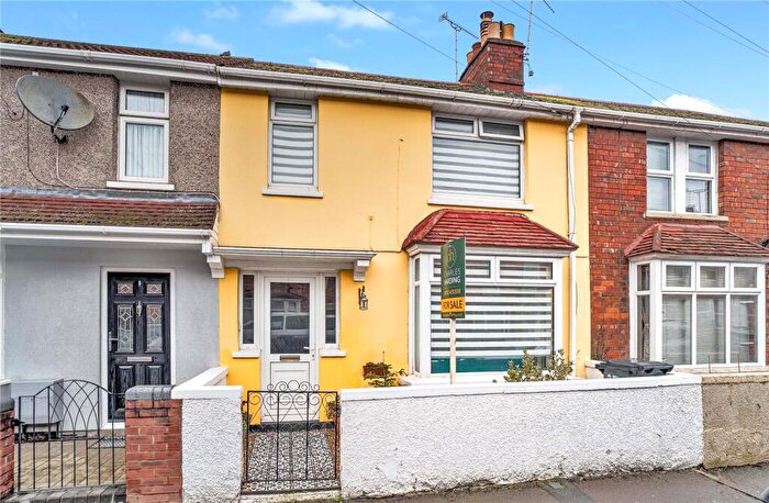 3 Bedroom Terraced House For Sale In Southampton Street, Town Centre, Swindon, SN1