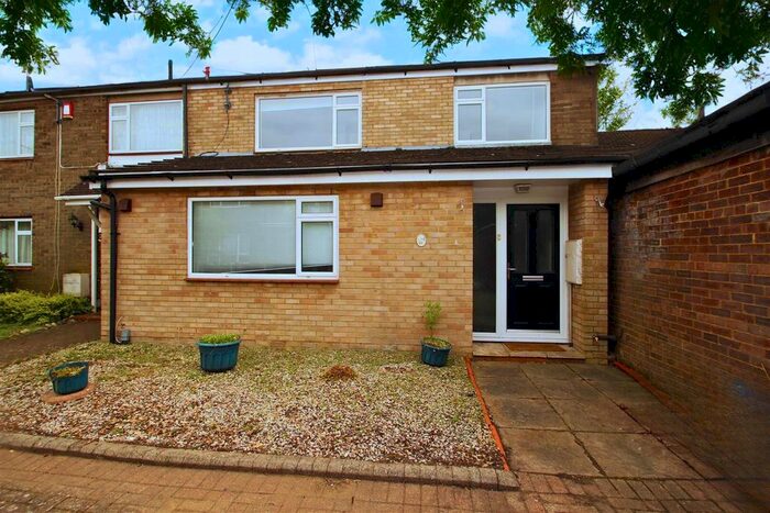 5 Bedroom Property To Rent In Martian Avenue, Hemel Hempstead, HP2