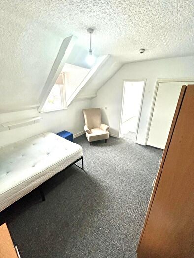 1 Bedroom House Of Multiple Occupation To Rent In Newport Road, Cardiff(City), CF24