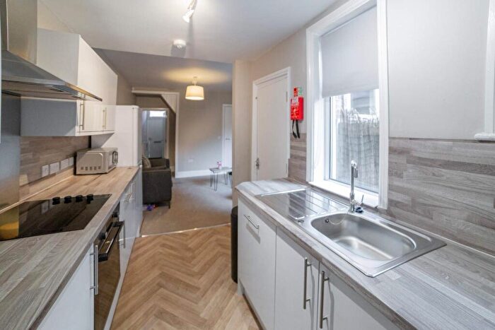 3 Bedroom Terraced House To Rent In Victory Road, Beeston, Nottingham, Nottinghamshire, NG9
