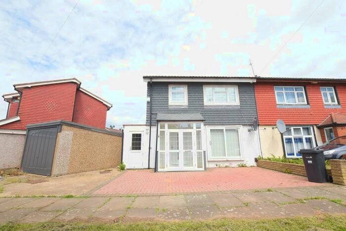 3 Bedroom Semi-Detached House To Rent In Huntsman Road, Ilford, IG6