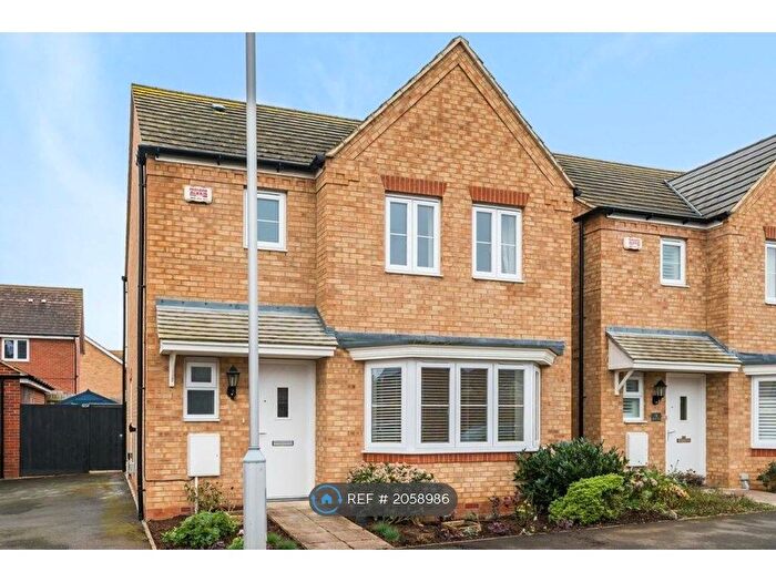 3 Bedroom Detached House To Rent In Ryder Way, Flitwick, Bedford, MK45