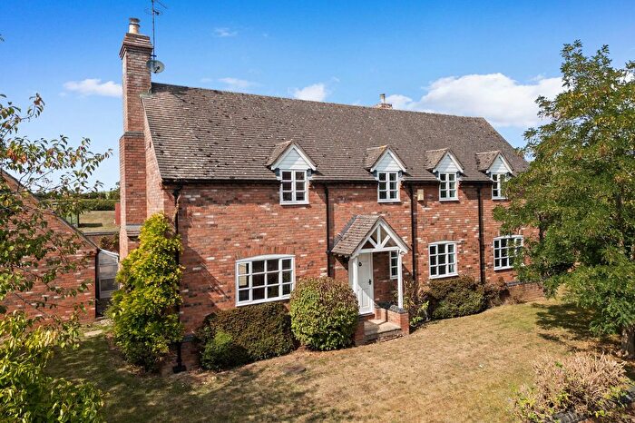 5 Bedroom Detached House For Sale In Littlewood, Abbots Morton, Worcestershire., WR7