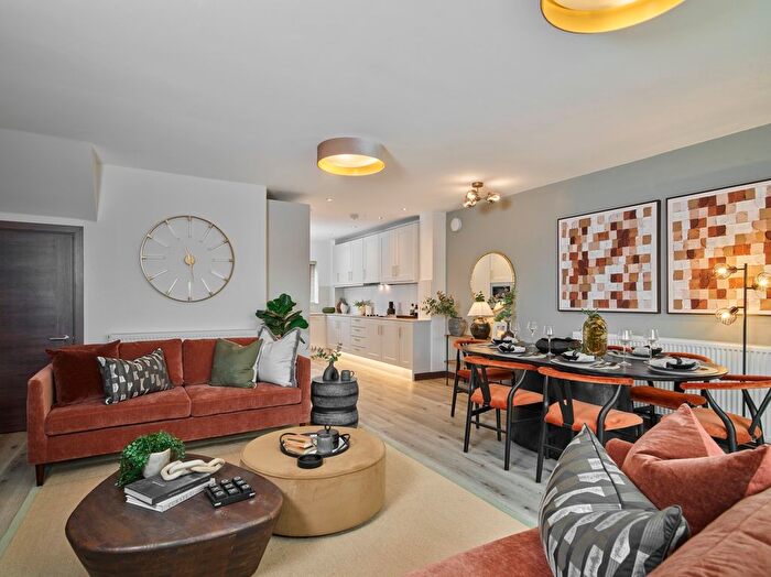 4 Bedroom Semi Detached House For Sale In Thornwood Park, Thornwood, Epping, CM16