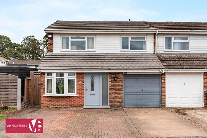 4 Bedroom End Of Terrace House For Sale In Lampits, Hoddesdon, EN11