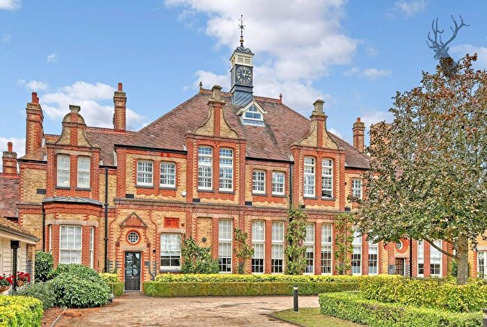 2 Bedroom Flat For Sale In Elmbridge Hall, Fyfield, Ongar, CM5