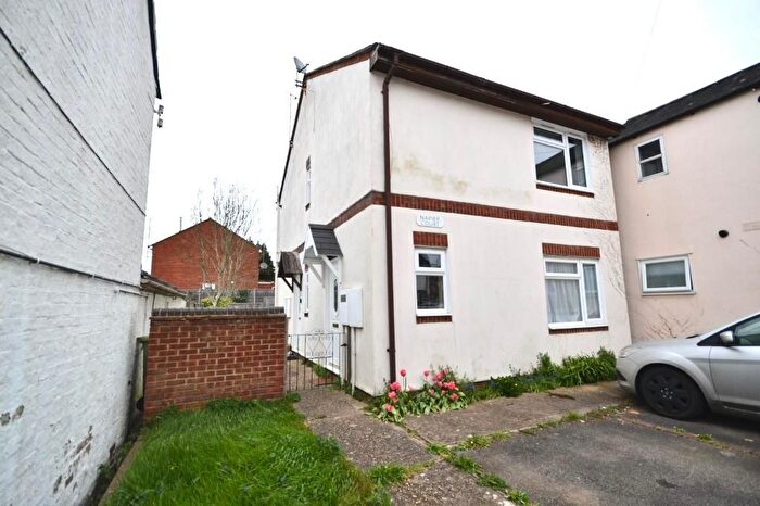 1 Bedroom Maisonette To Rent In Napier Street, Fenny Stratford, Milton Keynes, Buckinghamshire, MK2