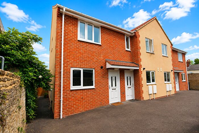 2 Bedroom End Of Terrace House To Rent In Union Street, Melksham, SN12
