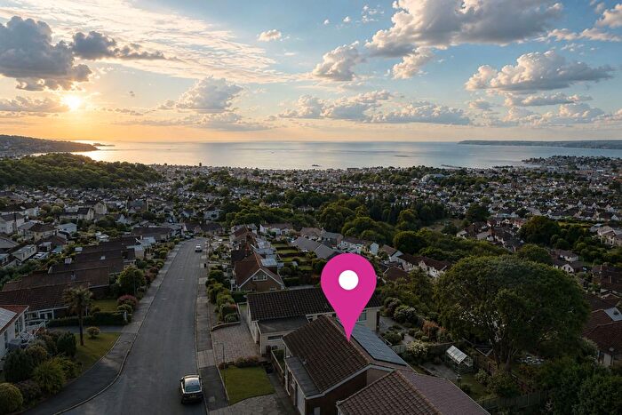 3 Bedroom Detached House For Sale In Dolphin Crescent, Preston, Paignton, TQ3