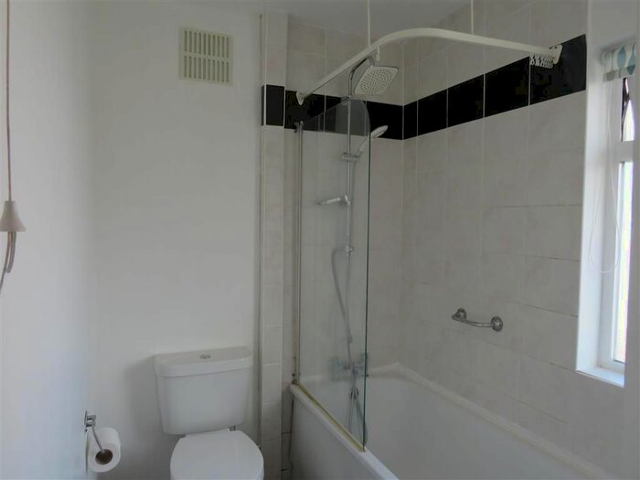 3 Bedroom Semi-Detached House To Rent In Hathaway Road, Grays, RM17