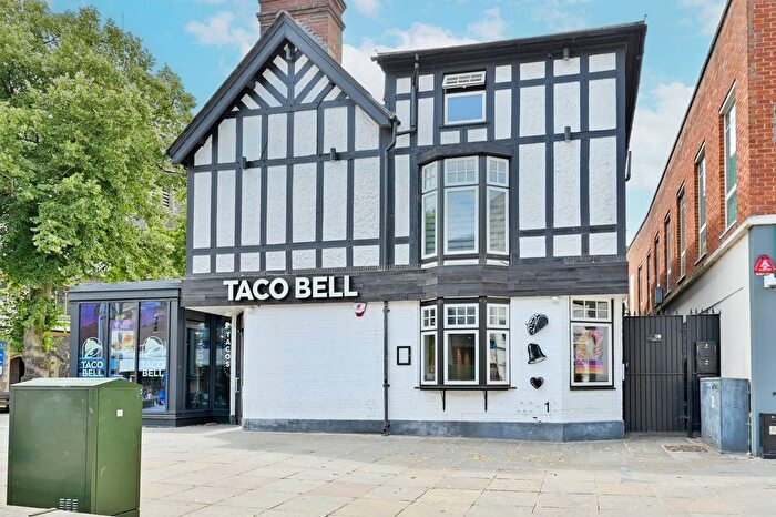 1 Bedroom Flat To Rent In High Street, Watford, Watford, WD17