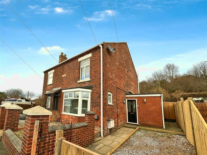 2 Bedroom Semi-Detached House To Rent In Bank Street, Castle Gresley, Swadlincote, Derbyshire, DE11