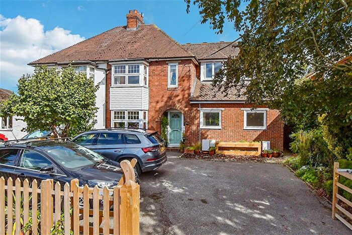 4 Bedroom Semi-Detached House For Sale In Wheeler Street, Headcorn, Ashford, Kent, TN27