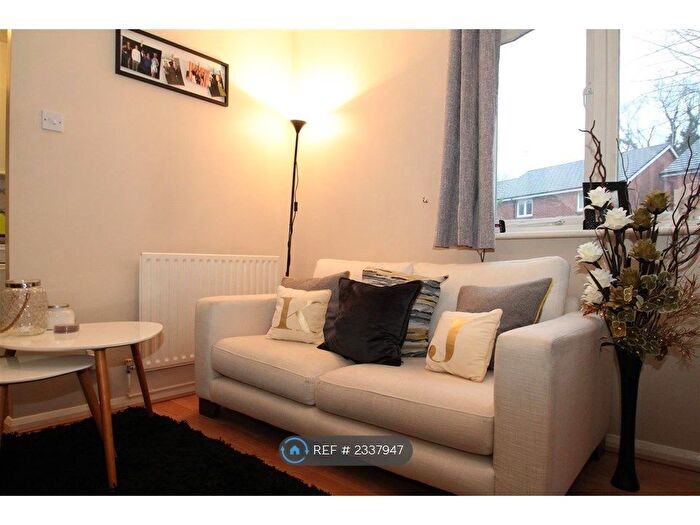 1 Bedroom End Of Terrace House To Rent In Haining Gardens, Mytchett, Camberley, GU16