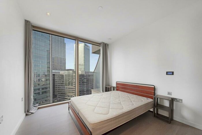 2 Bedroom Apartment To Rent In One Park Drive, Canary Wharf, E14