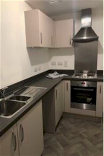 3 Bedroom Flat To Rent In Brock View Edinburgh, EH14