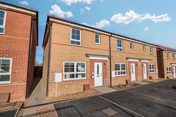 3 Bedroom Terraced House To Rent In Bedroom Terraced House In Violet Drive, Cramlington, NE23