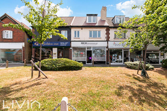 3 Bedroom Flat To Rent In Wickham Road, Croydon, Greater London, CR0