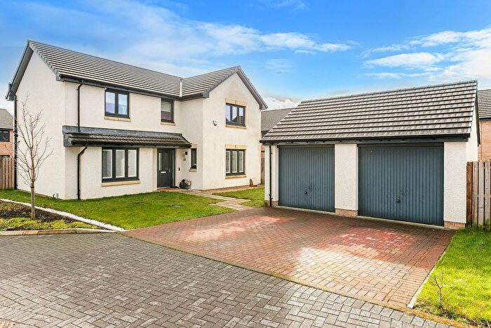 4 Bedroom Detached House For Sale In Briggers Wynd, South Queensferry, EH30