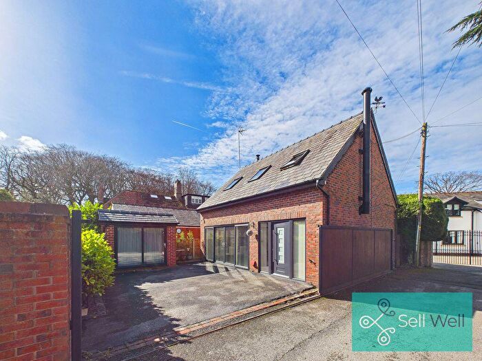 1 Bedroom Detached House For Sale In Woodlands Close, Worsley, Manchester, M28