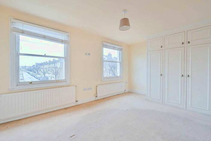3 Bedroom Terraced House For Sale In Aldensley Road, Brackenbury Village, London, W6