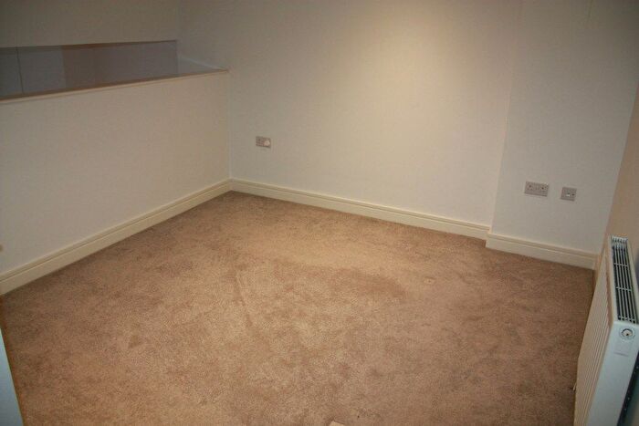 1 Bedroom Flat To Rent In George Place, Plymouth, PL1