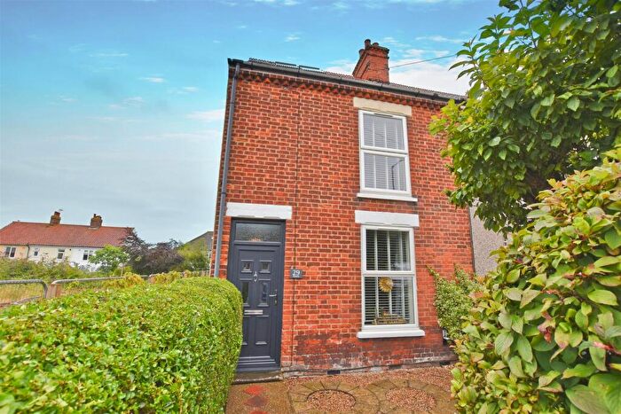 2 Bedroom End Of Terrace House To Rent In Holway Road, Sheringham, NR26
