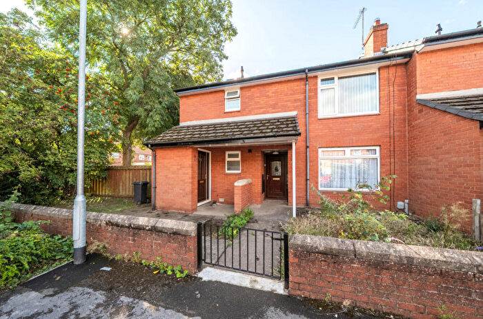 1 Bedroom Flat For Sale In Cordella Close, Hull, HU3