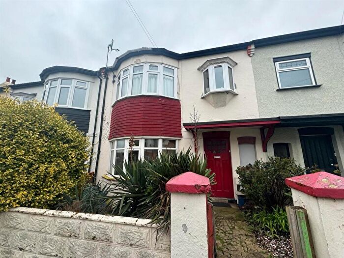 1 Bedroom Flat To Rent In Electric Avenue, Westcliff-On-Sea, SS0
