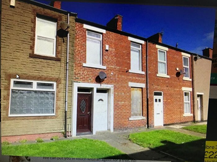 2 Bedroom Flat For Sale In Disraeli Street, Blyth, NE24