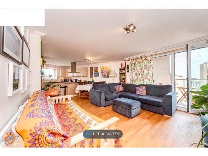 2 Bedroom Flat To Rent In Fleet Street, Brighton, BN1