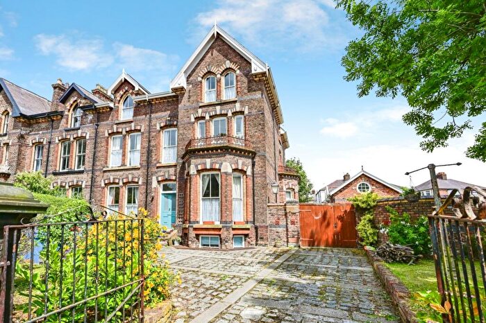 9 Bedroom Semi-Detached House For Sale In North Drive, Wavertree, Liverpool, Merseyside, L15