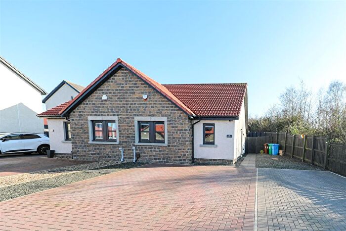 2 Bedroom Semi-Detached Bungalow For Sale In Happylands View, Lochgelly, KY5