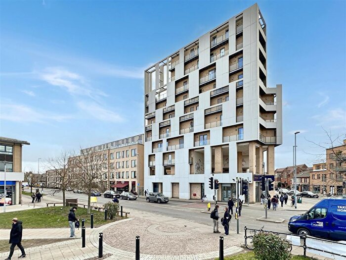 2 Bedroom Flat For Sale In Marque House, Hills Road, CB2