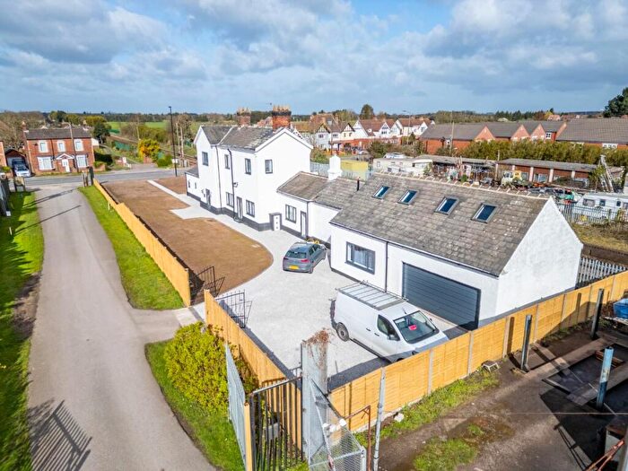 5 Bedroom Detached House For Sale In Station Road, Blaxton, Doncaster, DN9