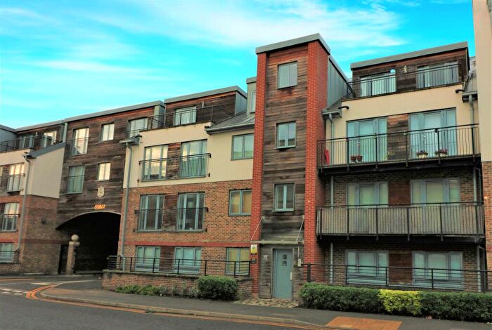 2 Bedroom Flat To Rent In The Waterfront, Hertford, SG14