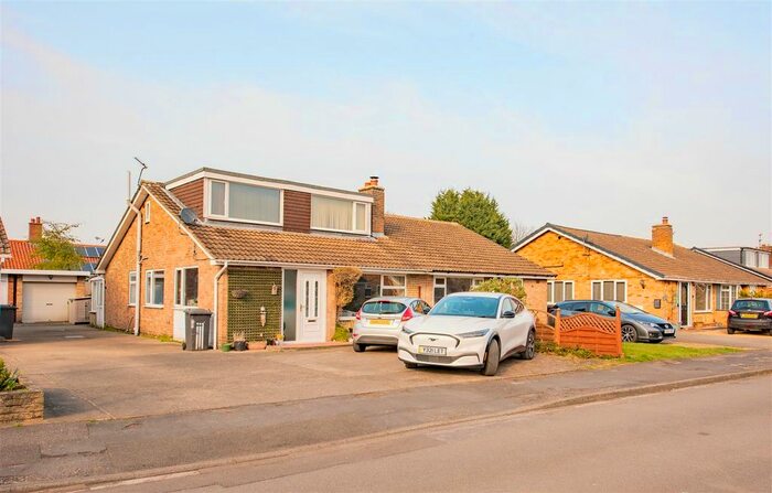 4 Bedroom Semi-Detached Bungalow To Rent In Beech Avenue, Bishopthorpe, York, YO23