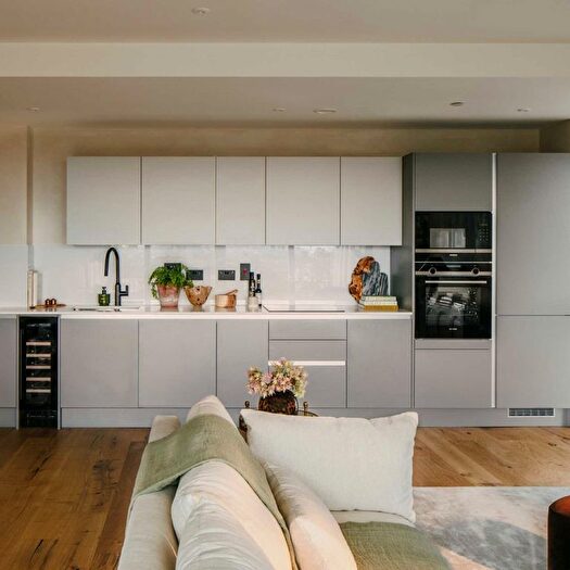 2 Bedroom Flat For Sale In Graphite Square, London, SE11