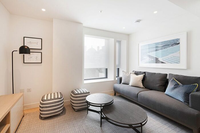 1 Bedroom Flat To Rent In Sherwood Street, London, W1F