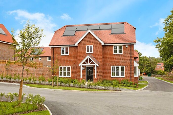 3 Bedroom Detached House For Sale In The Nightingales, Crowborough, TN6