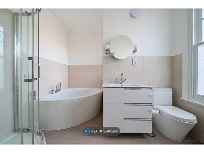 6 Bedroom Terraced House To Rent In Alexandra Park Road, London, N10