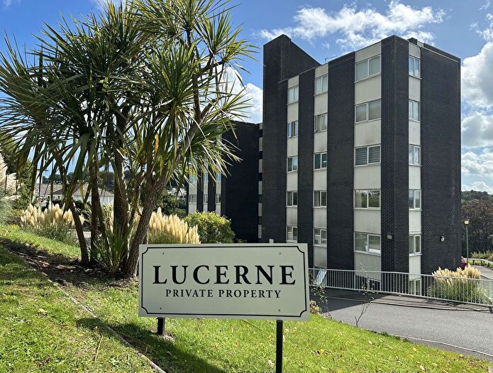 1 Bedroom Flat For Sale In Lower Warberry Road, Torquay, TQ1