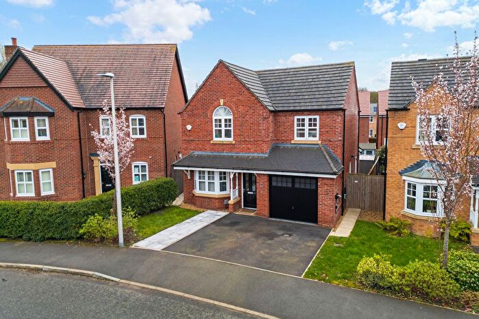 4 Bedroom Detached House For Sale In Lutterworth Avenue, Runcorn, WA7