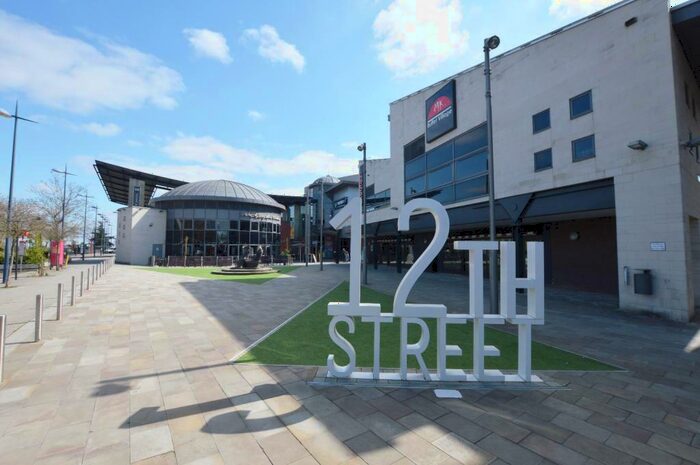 1 Bedroom Apartment To Rent In Lower Twelfth Street, Milton Keynes, MK9