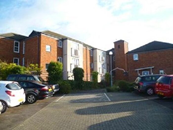 2 Bedroom Flat To Rent In Apna Ghar Court, Bishopstone Road, Gloucester, GL1