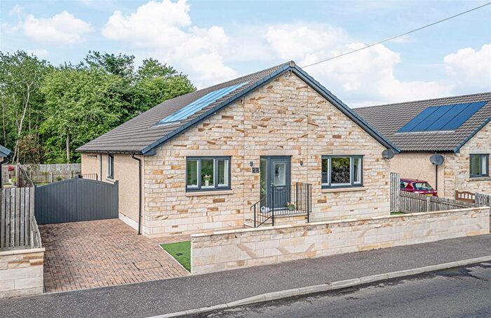 3 Bedroom Detached Bungalow For Sale In St. Saulve, Main Road, Glencraig, KY5