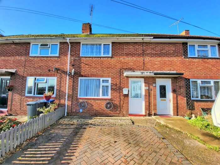 2 Bedroom Terraced House To Rent In Chiltern Crescent, Worthing, BN13