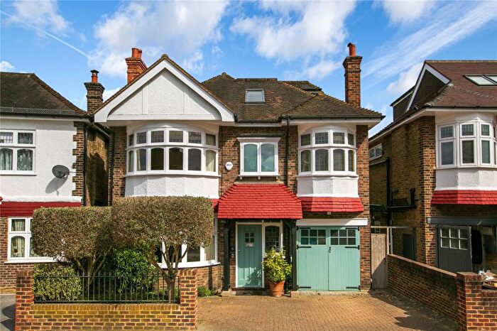 5 Bedroom Detached House For Sale In Penrhyn Crescent, East Sheen, SW14