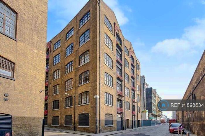 1 Bedroom Flat To Rent In Breezers Court, London, E1W