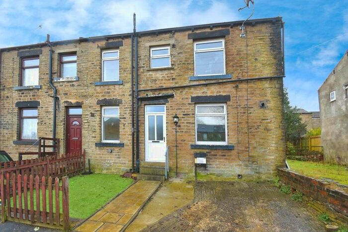 2 Bedroom Terraced House To Rent In Baker Street, Lindley, Huddersfield, HD3
